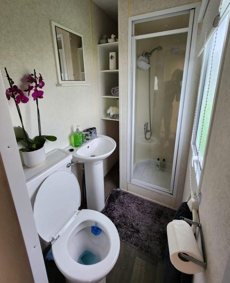 מלון ריל Comfy Caravan On Marine Park מראה חיצוני תמונה